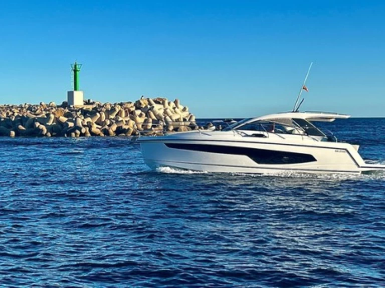 Noleggio barche El Toro economico 875 Sundeck