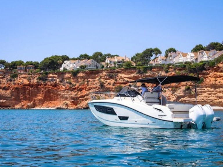 Noleggio barche El Toro economico 875 Sundeck