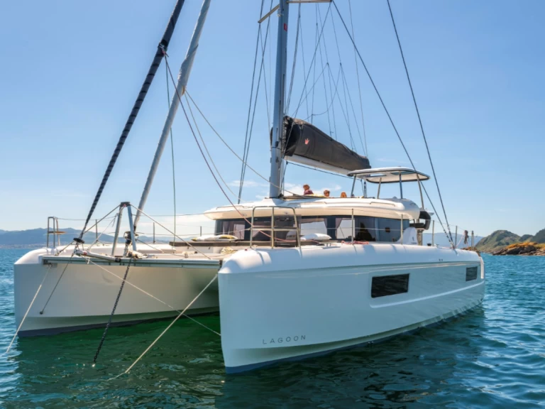 Noleggio barche Lagoon Lagoon 43 a Le Marin su Samboat