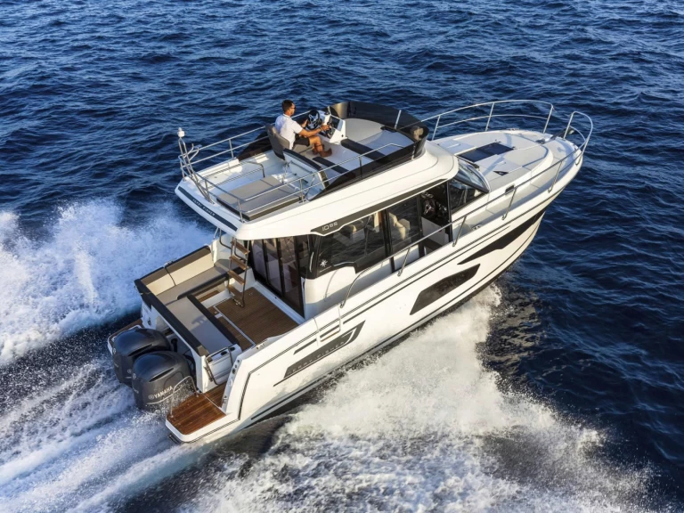 Noleggio Barca a motore con o senza skipper Jeanneau a Phường Hiệp Bình Phước