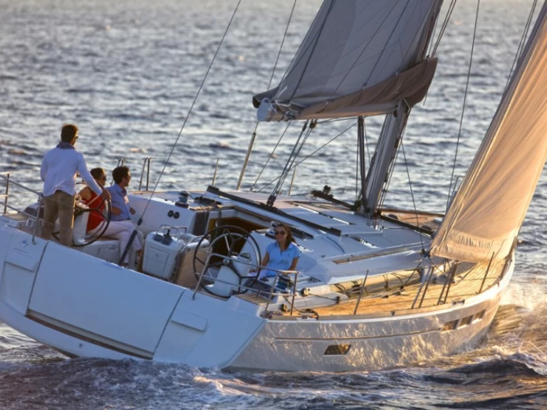 Jeanneau Sun Odyssey 519 da affittare a  Kos