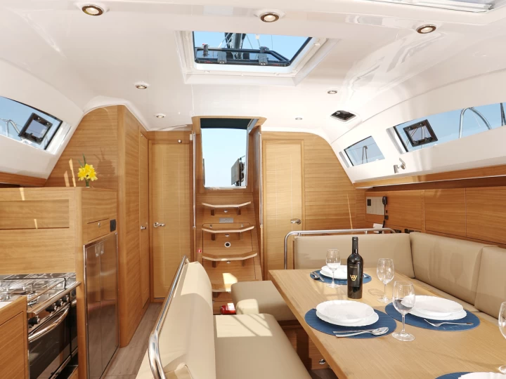 Elan Impression 45.1 da affittare a  Trogir