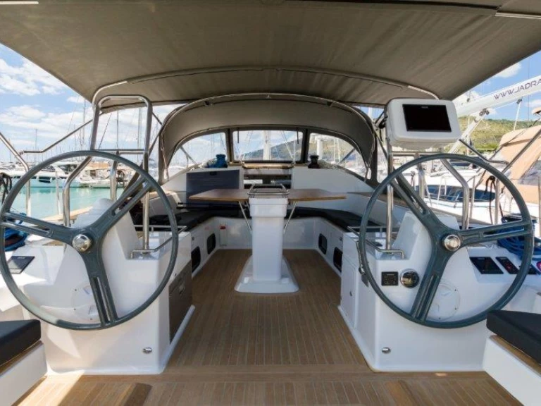 Noleggio Barca a vela a Seget Donji – Elan Impression 50