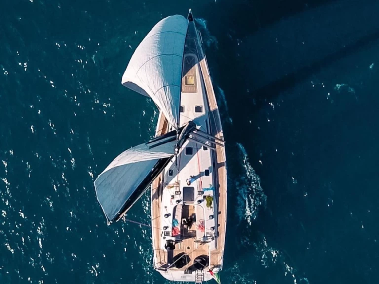 Noleggio Barca a vela con o senza skipper Gieffe a Punta Ala