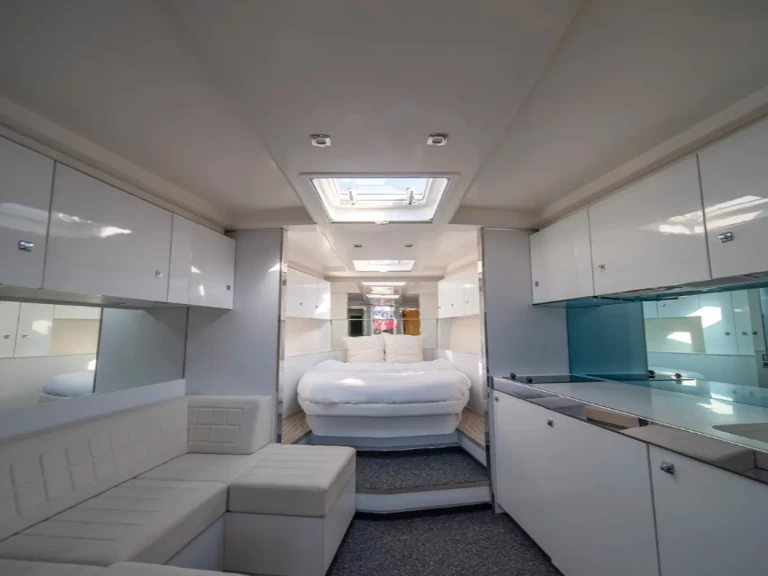 Noleggio Barca a motore a Portofino – VanDutch 55