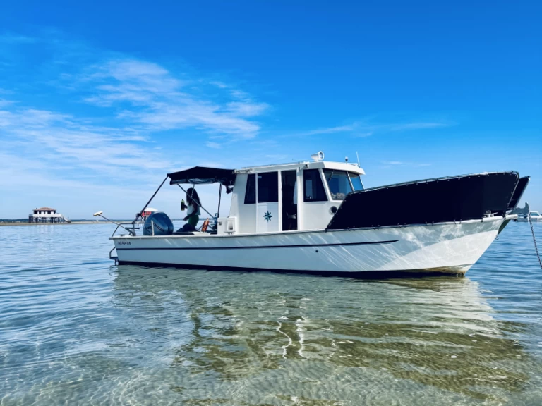 Beacher Beacher 840 da affittare a  Francia