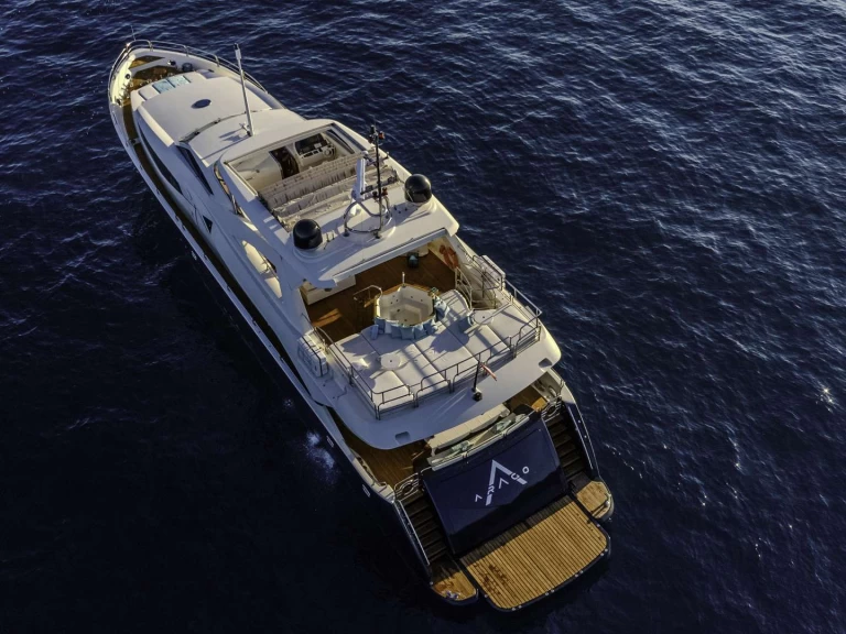 Sunseeker ARAGO da affittare a  Trogir