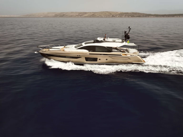 Noleggiare una Azimut MYNE a Seget Donji