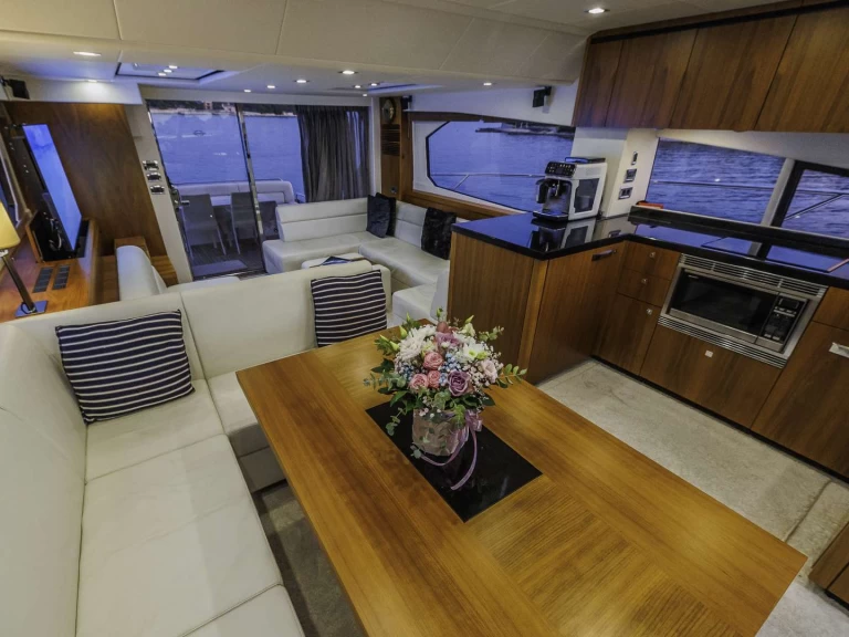 Noleggio Yacht di lusso con o senza skipper Sunseeker a Trogir