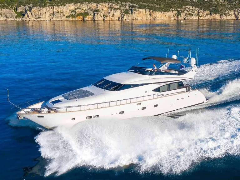 Noleggio Yacht di lusso Maiora con patente nautica