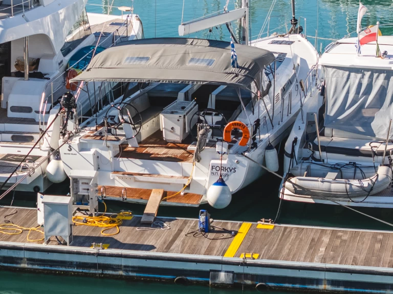 Barca a vela a noleggio a Lefkáda al miglior prezzo