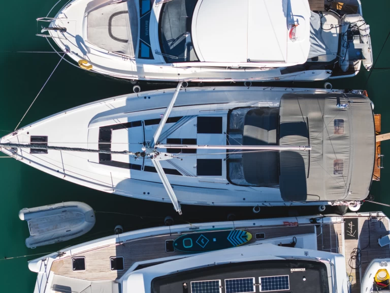 Bénéteau Oceanis 51.1 da affittare a  Lefkáda