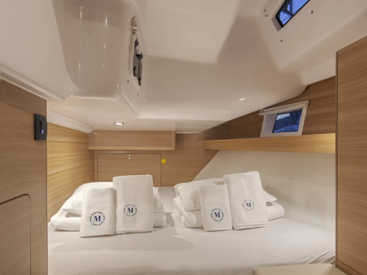 Elan Impression 45.1 da affittare a  Seget Donji