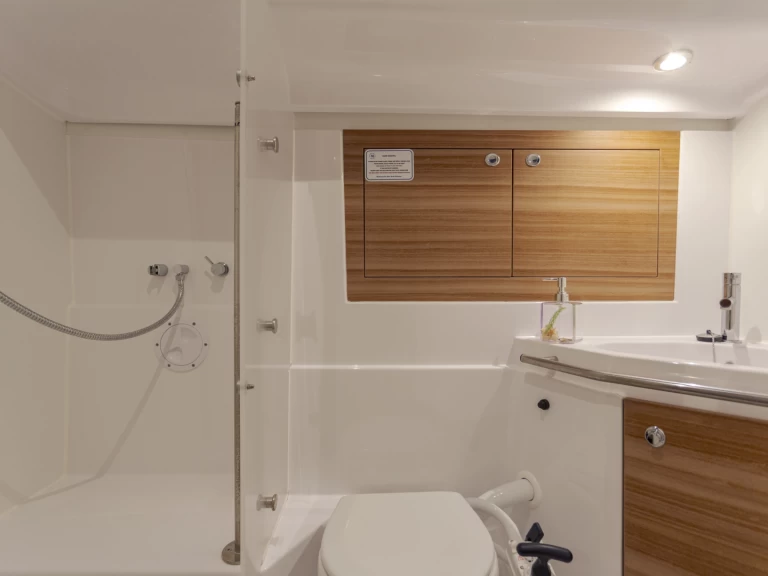 Noleggio a Seget Donji – Elan Impression 45.1 su SamBoat