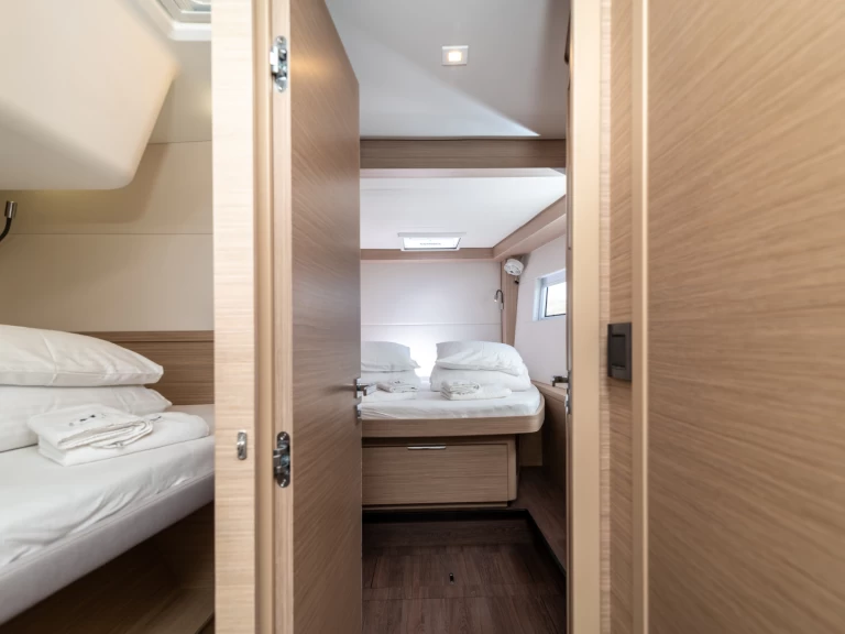 Catamarano a noleggio a Seget Donji al miglior prezzo