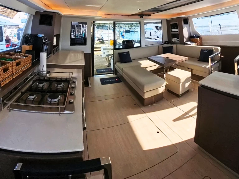 Noleggio barche Leopard Catamarans / Robertson & Caine Leopard 50 - 5 + 1 cab a Sukošan su Samboat