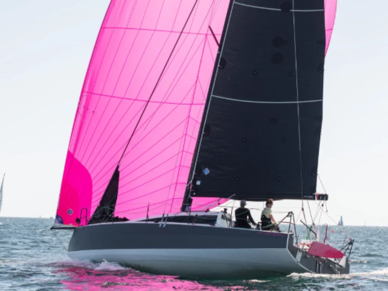 JPK 1050 JPK 1050 da affittare a  La Trinité-sur-Mer