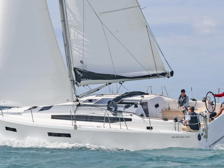 Noleggio Barca a vela a Pointe-à-Pitre – Jeanneau Sun Odyssey 350