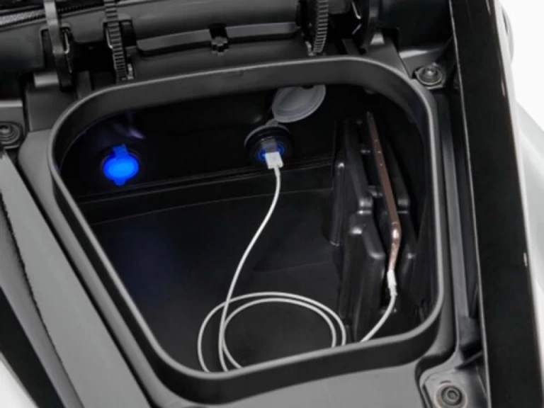 Noleggio Moto d'acqua Kawasaki con patente nautica