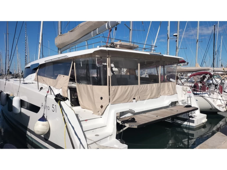 Noleggio Catamarano a Castellammare di Stabia – Fountaine Pajot Aura 51