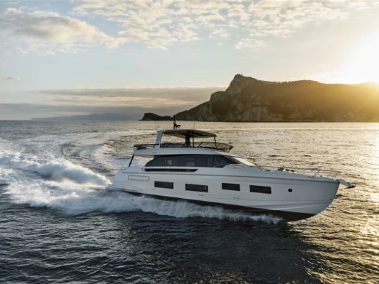 Azimut Azimut 82 Fly da affittare a  Sebenico