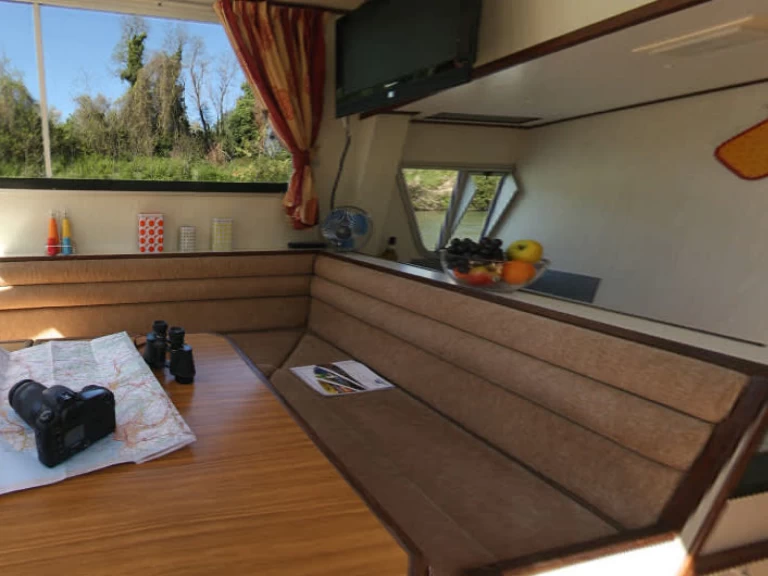 Noleggio a Decize – Le Boat Continentale su SamBoat