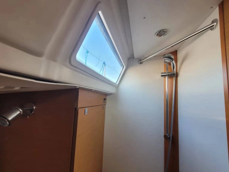 Noleggiare una Jeanneau Sun odyssey 379 performance a Saint-Quay-Portrieux