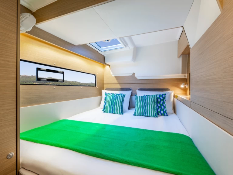 Noleggio barche Lagoon Lagoon 38 a Spalato su Samboat