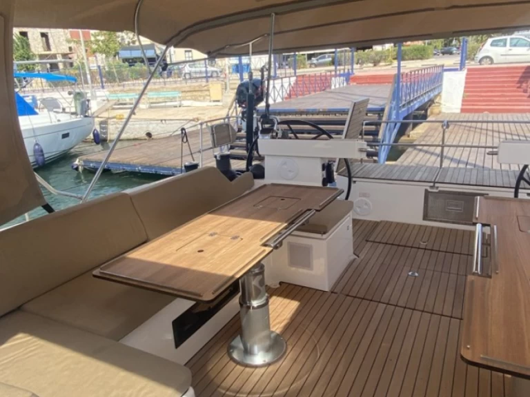 Noleggio a Álimos – Bavaria Bavaria C57 Style su SamBoat