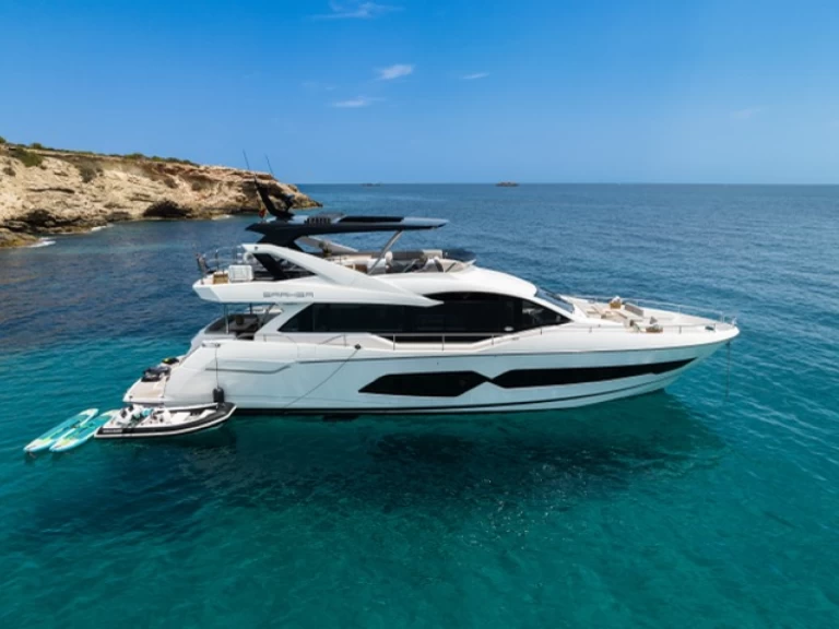Yacht di lusso a noleggio a Ibiza Town al miglior prezzo