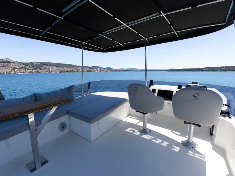 Noleggio Barca a motore Fountaine Pajot con patente nautica