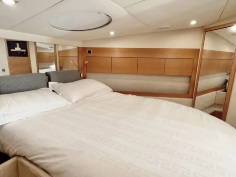 Noleggio barche PHANTOM Phantom, 52  a Dubai Marina su Samboat