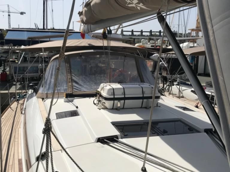 Jeanneau Sun Odyssey 519 da affittare a  Horta