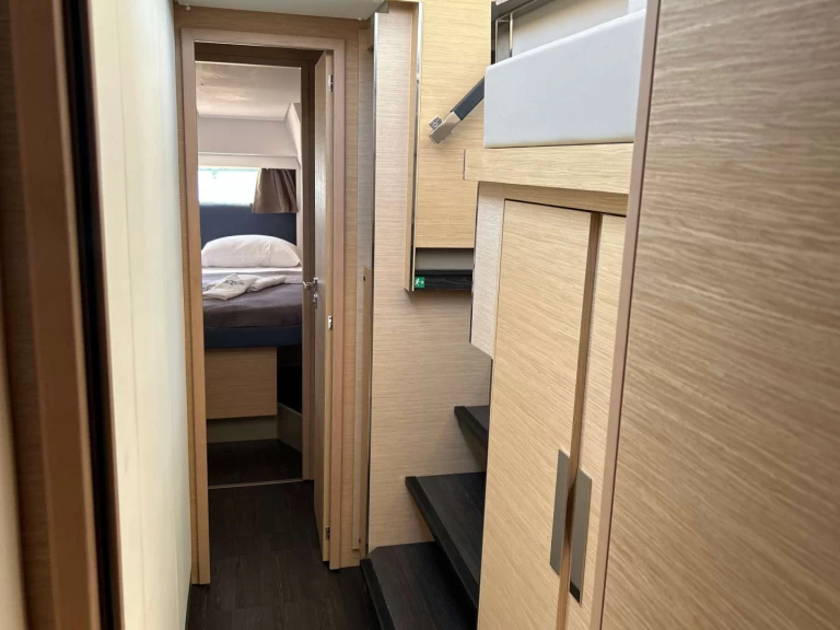 Catamarano a noleggio a Salerno al miglior prezzo