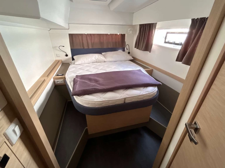 Noleggio a Salerno – Fountaine Pajot Astrea 42 su SamBoat