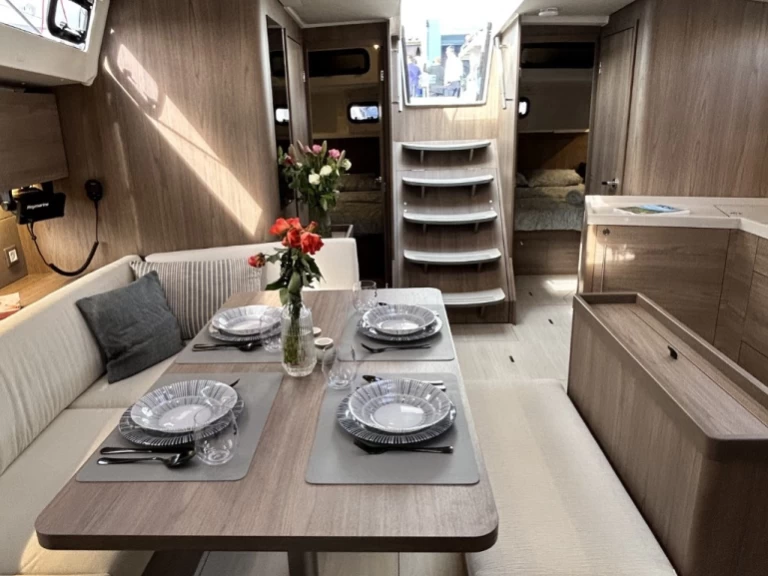 Bénéteau Oceanis 47 da affittare a  Spalato
