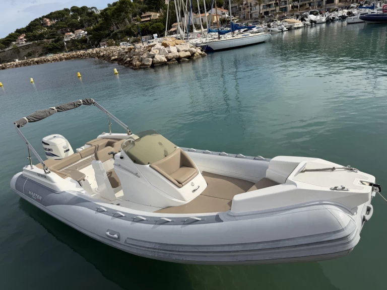 Gommone a noleggio a La Madrague al miglior prezzo