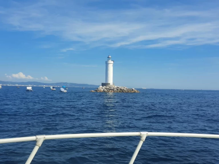 Noleggio Barca a motore Piantoni con patente nautica