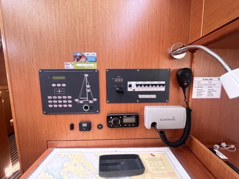 Noleggiare una Bavaria Cruiser 37 a Sukošan