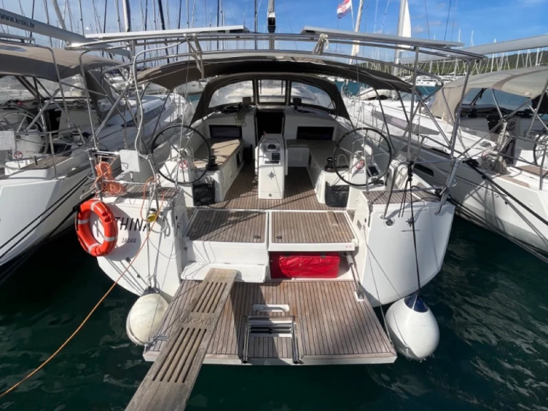 Noleggio barche Jeanneau Sun Odyssey 490 a Sukošan su Samboat