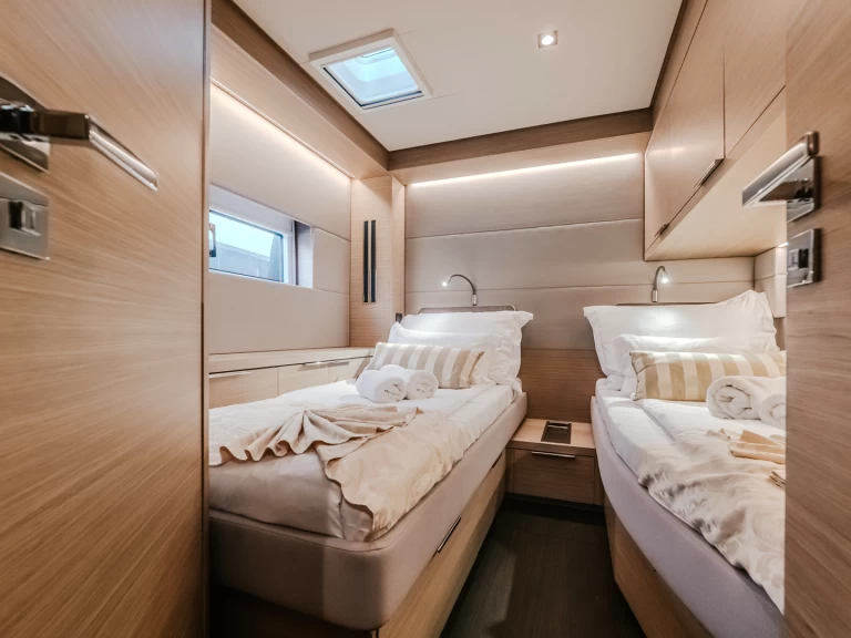 Noleggio barche Castelli economico Lagoon 55