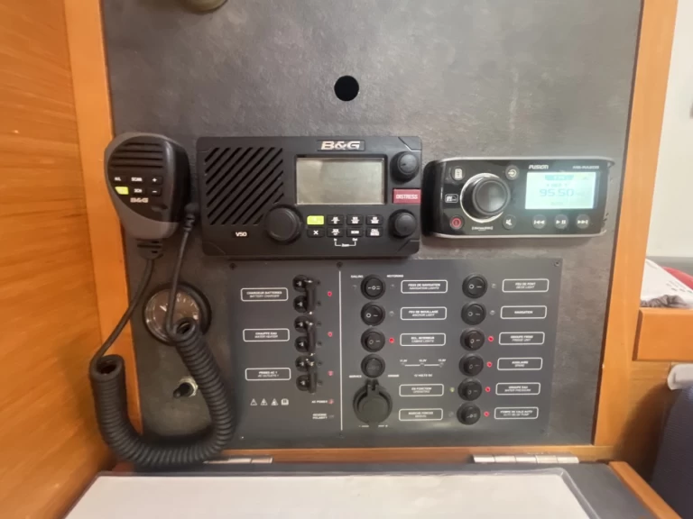 Barca a vela a noleggio a Sukošan al miglior prezzo