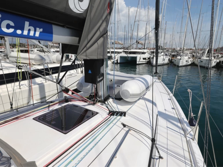 Noleggio barche Zaravecchia (Biograd) economico First 36