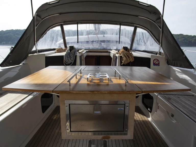 Noleggio a Pola – Dufour Dufour 520 Grand Large su SamBoat