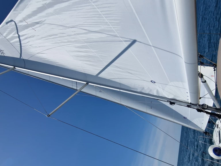 Noleggio barche Jeanneau Sun Odyssey 380 a Pola su Samboat