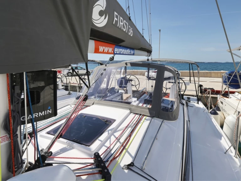 Barca a vela a noleggio a Zaravecchia (Biograd) al miglior prezzo