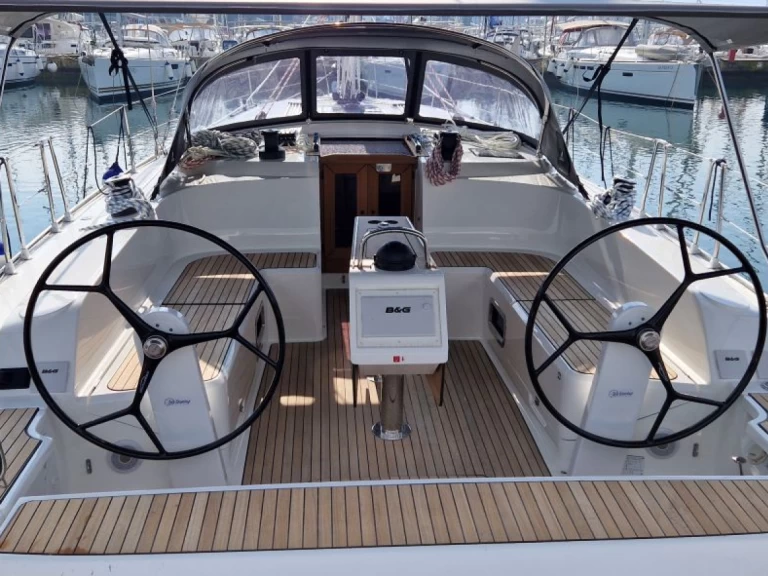 Noleggio a Pola – Bavaria Cruiser 46 su SamBoat