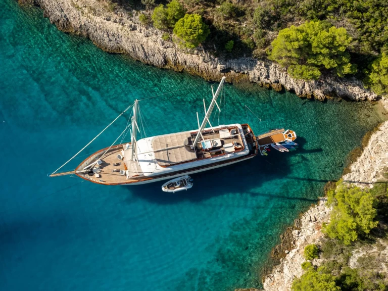 Noleggio Barca a vela Son De Mar con patente nautica