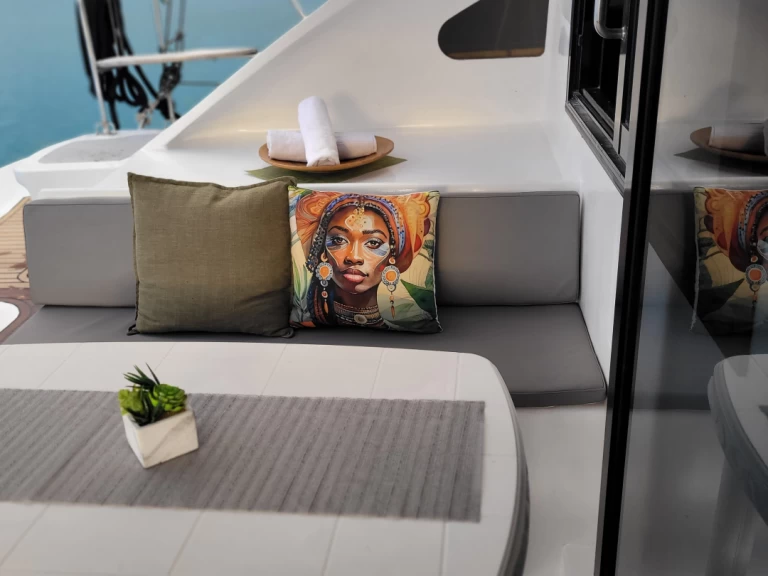 Noleggiare una Sea Tribe Yachts Sea-Tribe DH550 a Mahé