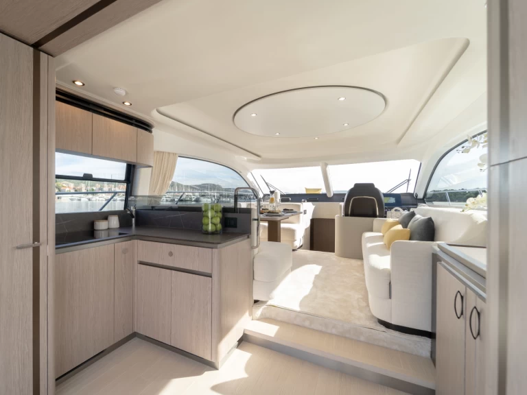 Noleggio Barca a motore a Sebenico – Azimut Azimut 53 Fly